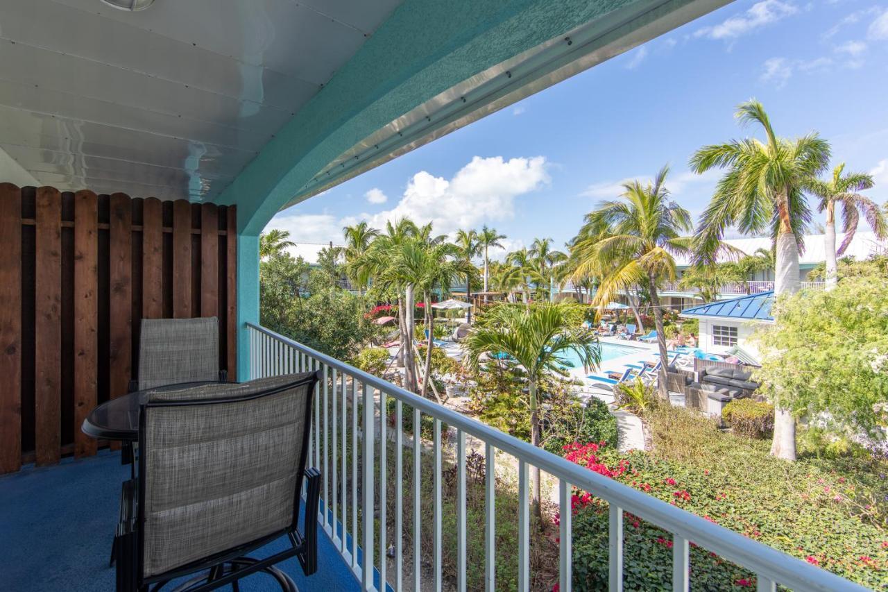 Island Club Turks & Grace Bay Place Exterior photo