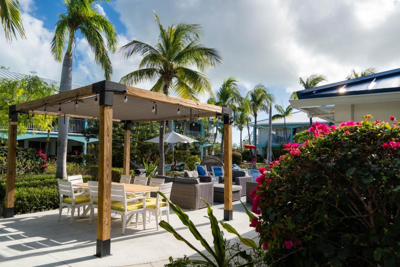 Island Club Turks & Grace Bay Place Exterior photo