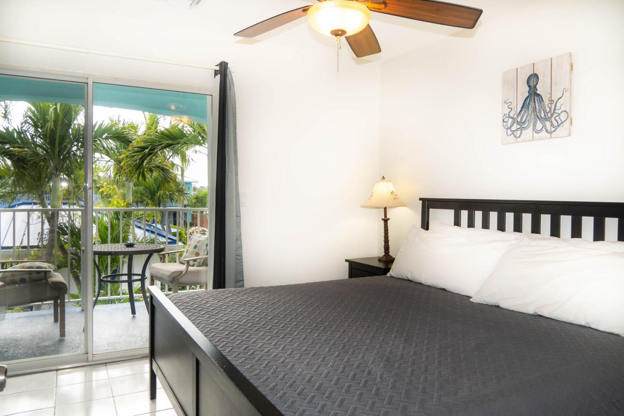 Island Club Turks & Grace Bay Place Exterior photo