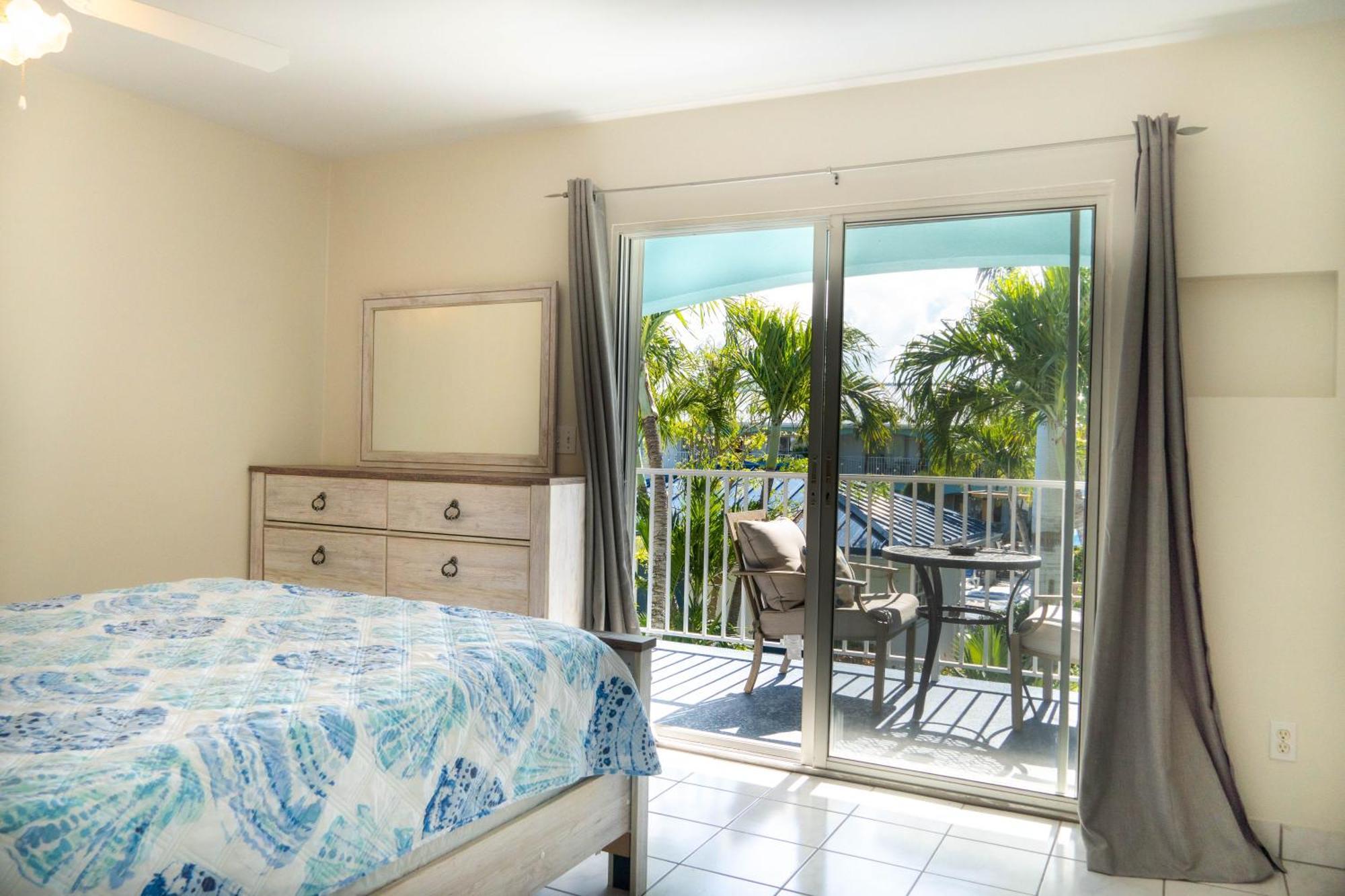 Island Club Turks & Grace Bay Place Exterior photo