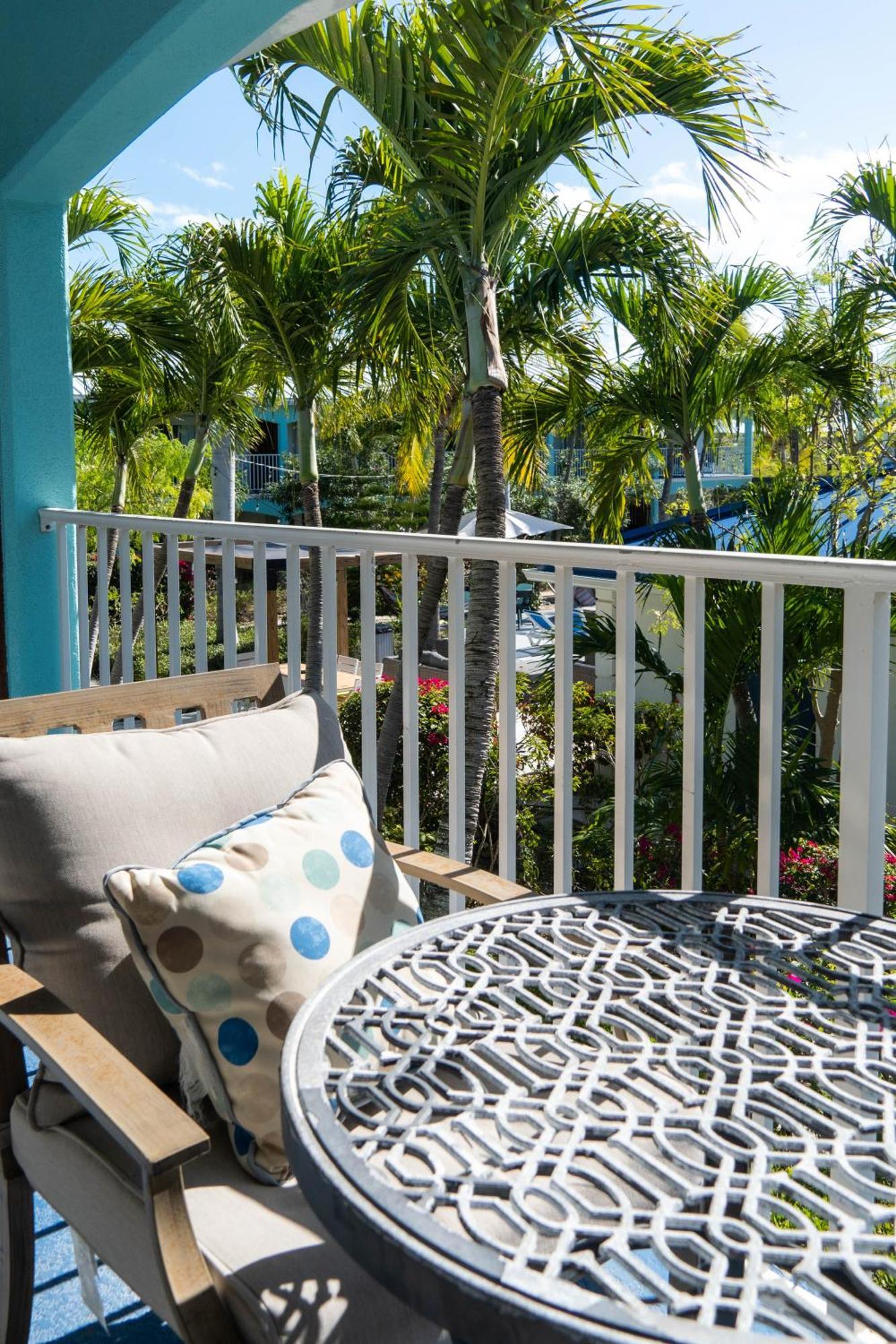 Island Club Turks & Grace Bay Place Exterior photo